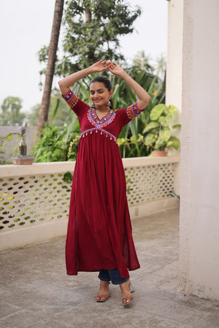 Maroon 14 Kg Rayon Kutchi Gamthi Embroidered Kurti ClothsVilla