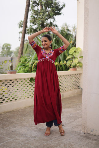 Maroon 14 Kg Rayon Kutchi Gamthi Embroidered Kurti ClothsVilla