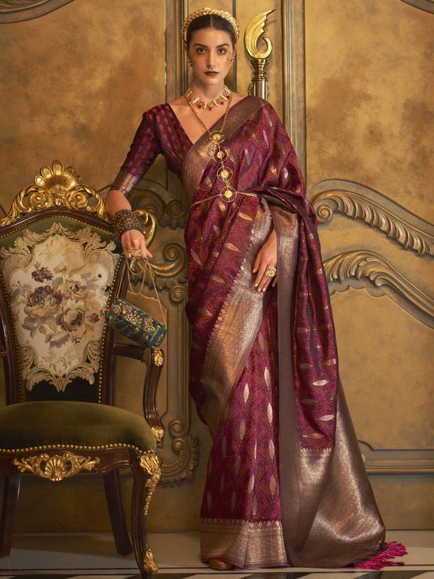 Maroon Classic Banarasi Silk Blend Saree – Perfect for Weddings & Festive Occasions ClothsVilla