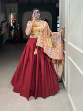 Load image into Gallery viewer, Maroon Color Pure Cotton Chaniya Choli Set Clothsvilla