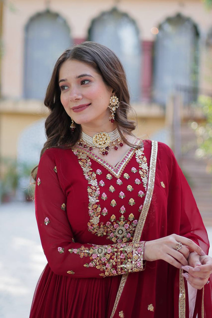 matching jewellery for red dress The Best White Stone Necklace Set for Your Red Dress Bindhani