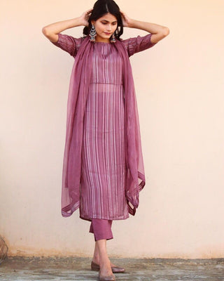 Mauve Pink Elegant High-Slit Kurta Set with Dupatta