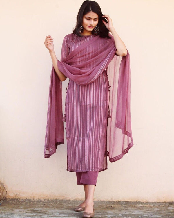 Mauve Pink Elegant High-Slit Kurta Set with Dupatta