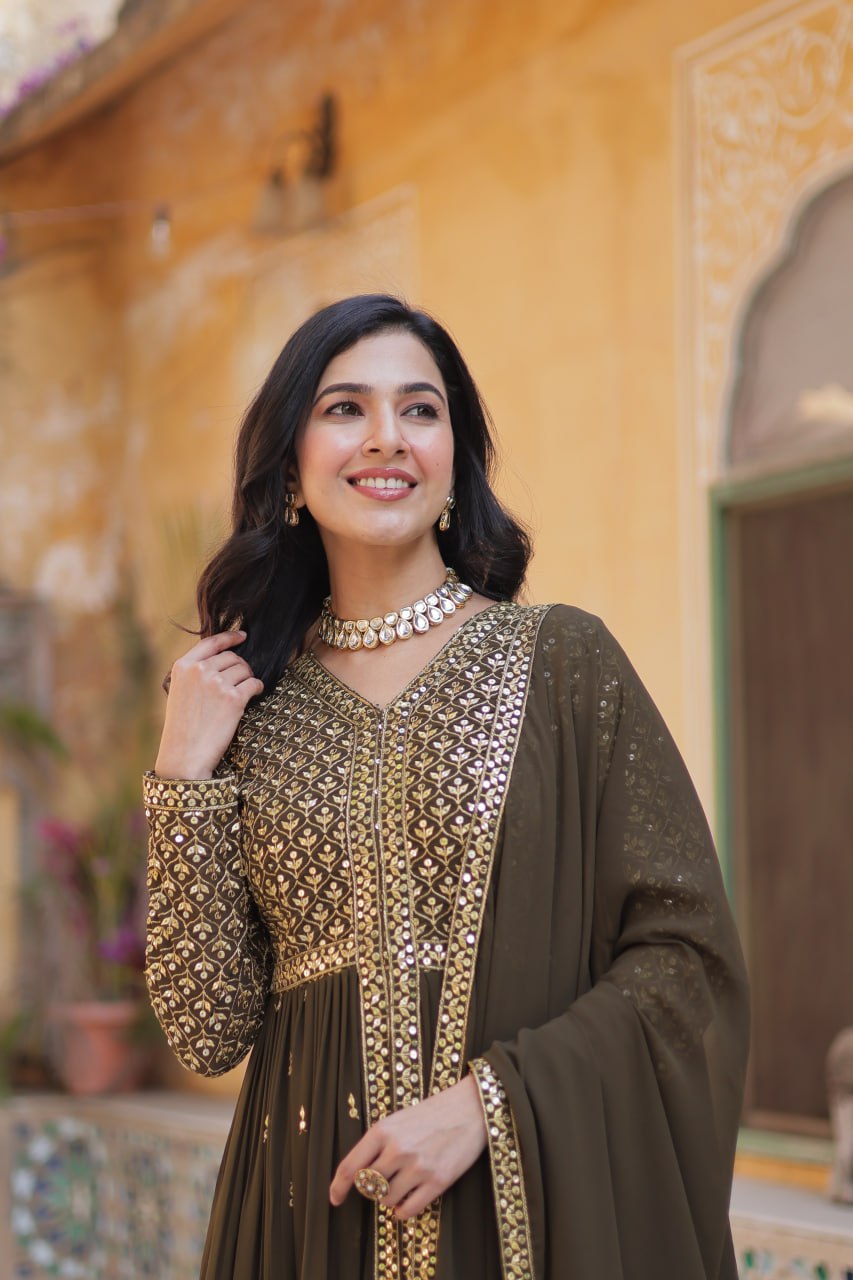 Mehendi Elegant Embroidered Faux Georgette Kurti Set with Pant & Dupatta – Luxe Ethnic Wear