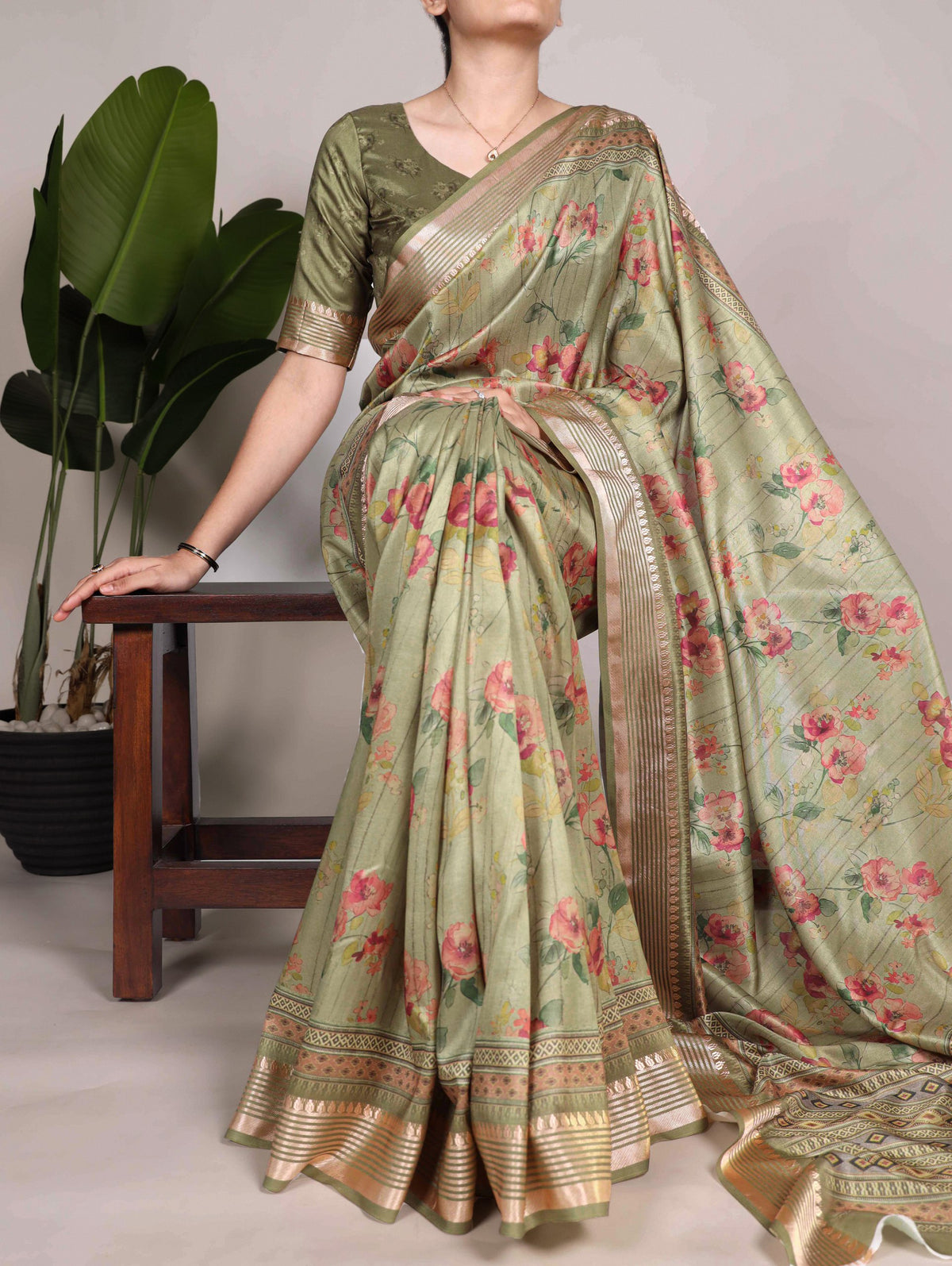 Mehendi Tussar Silk Saree with Viscose Border – A Dreamy Blend of Elegance and Grace Main image