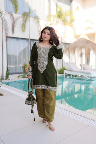 Mehendi Velvet Top Pant Set & Matching Batwa