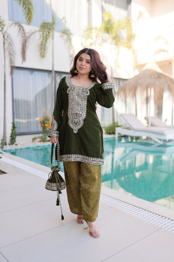 Mehendi Velvet Top Pant Set & Matching Batwa