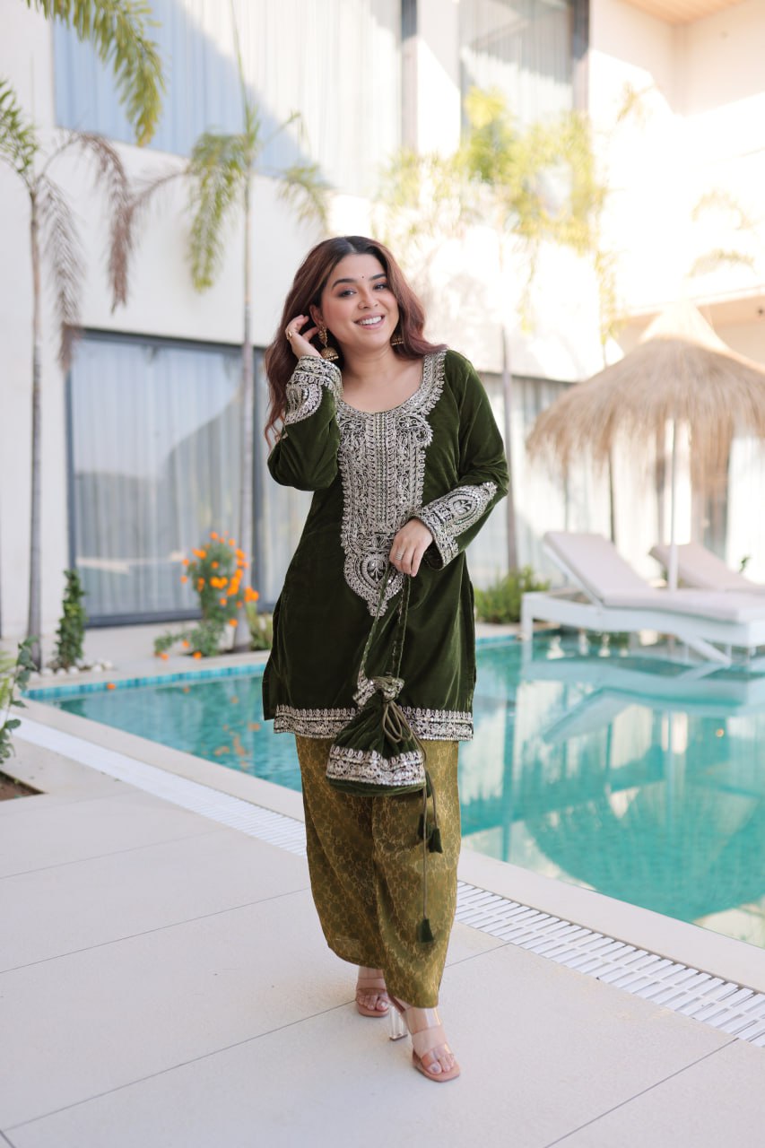 Mehendi Velvet Top Pant Set & Matching Batwa