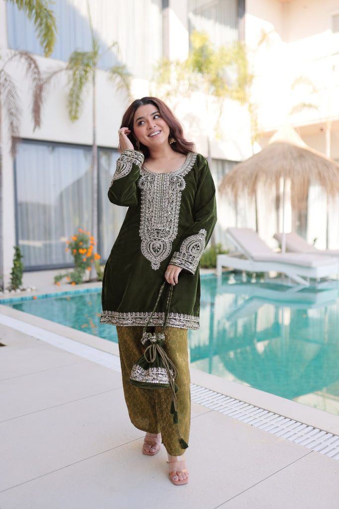 Mehendi Velvet Top Pant Set & Matching Batwa