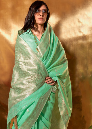 Mint Green Royal Banarasi Silk Saree with Contrast Border & Designer Pallu – Wedding Special ClothsVilla
