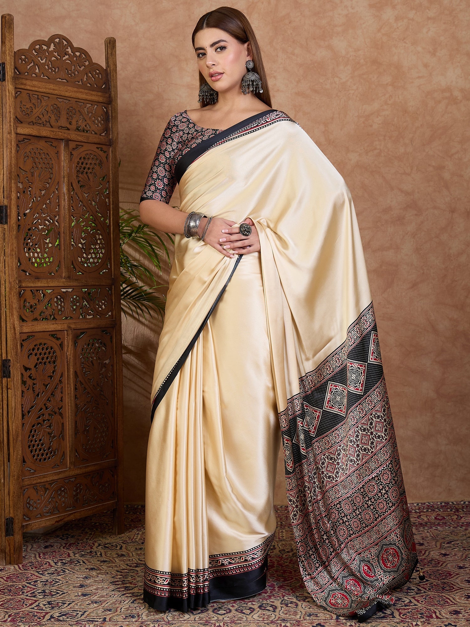 Miranvi Contemporary Semi Modal Saree for Special Occasions ClothsVilla
