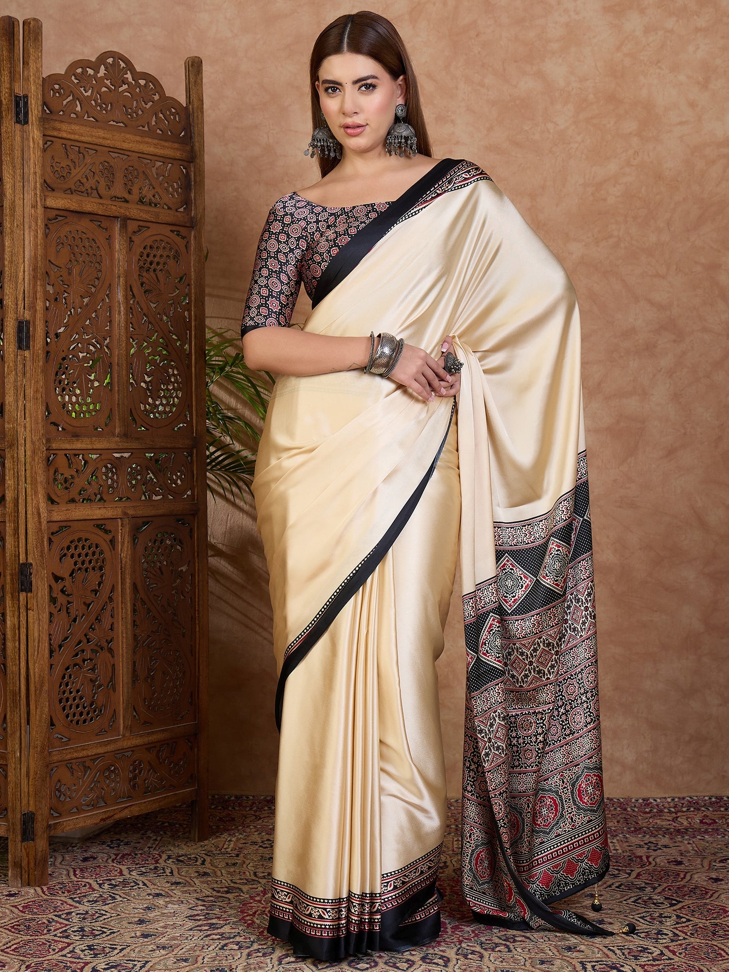 Miranvi Contemporary Semi Modal Saree for Special Occasions ClothsVilla