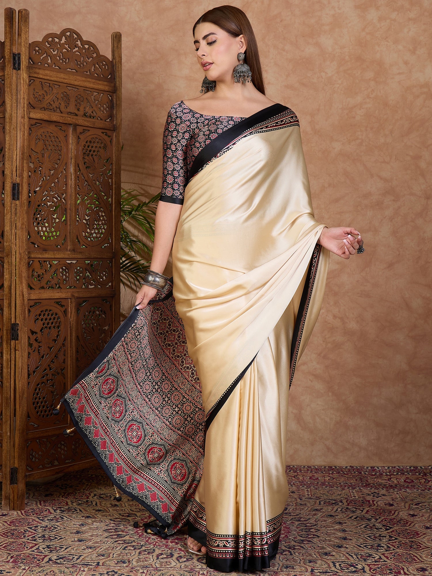 Miranvi Contemporary Semi Modal Saree for Special Occasions ClothsVilla
