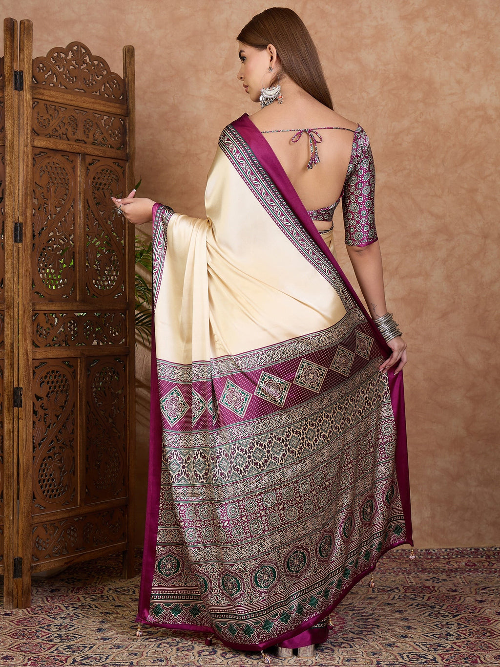 Miranvi Contemporary Semi Modal Saree for Special Occasions ClothsVilla