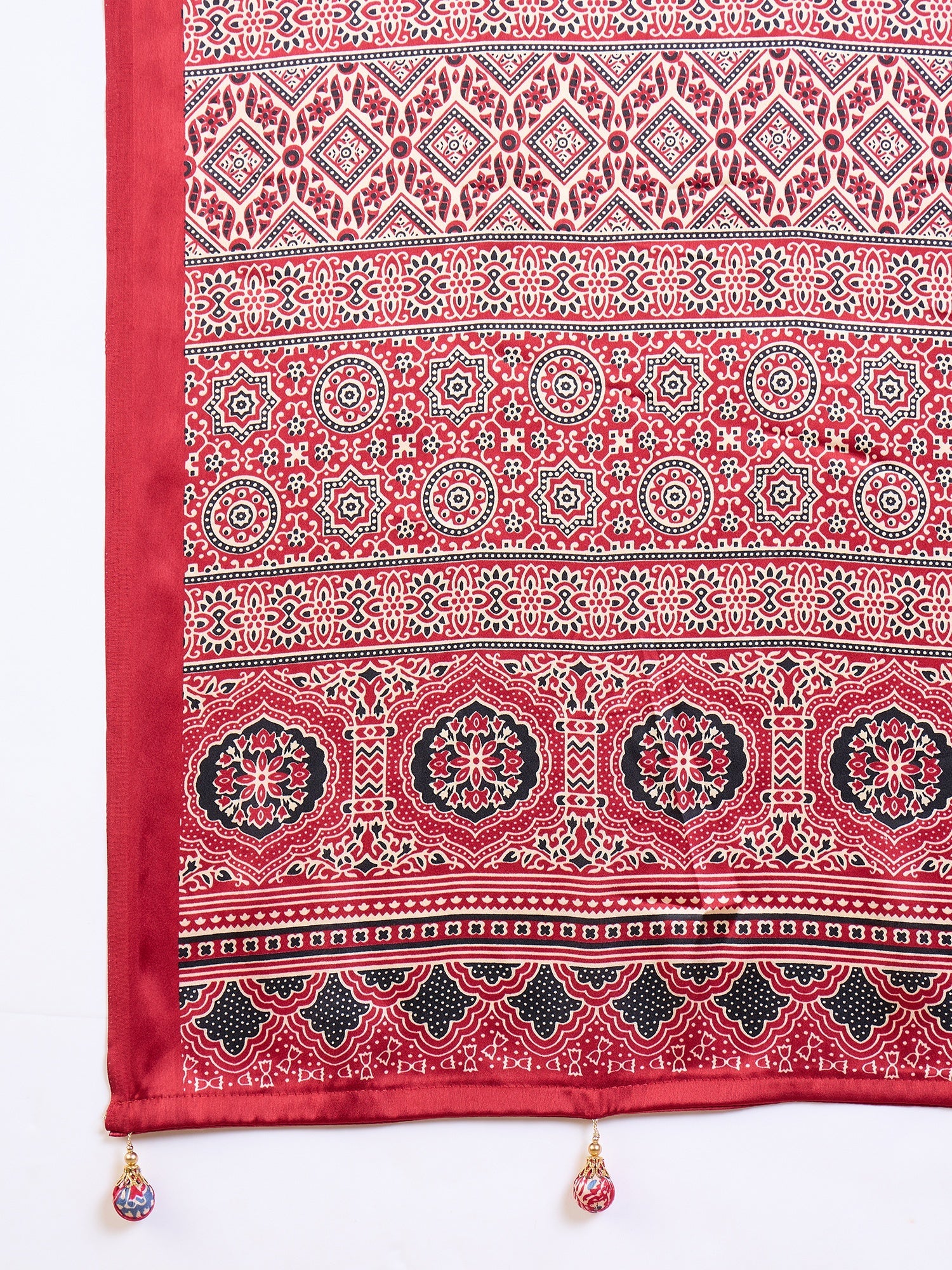 Miranvi Contemporary Semi Modal Saree for Special Occasions ClothsVilla