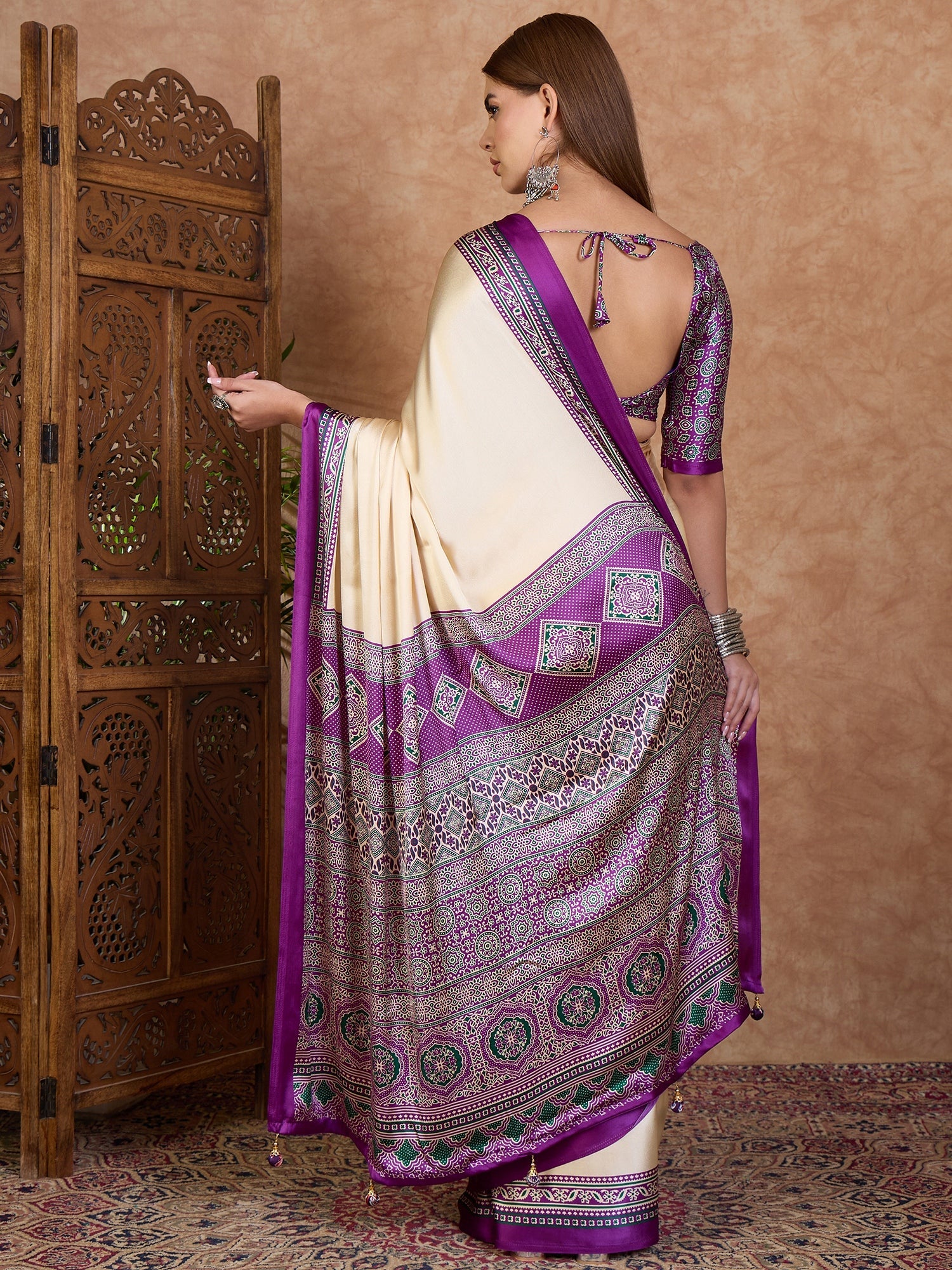 Miranvi Contemporary Semi Modal Saree for Special Occasions ClothsVilla