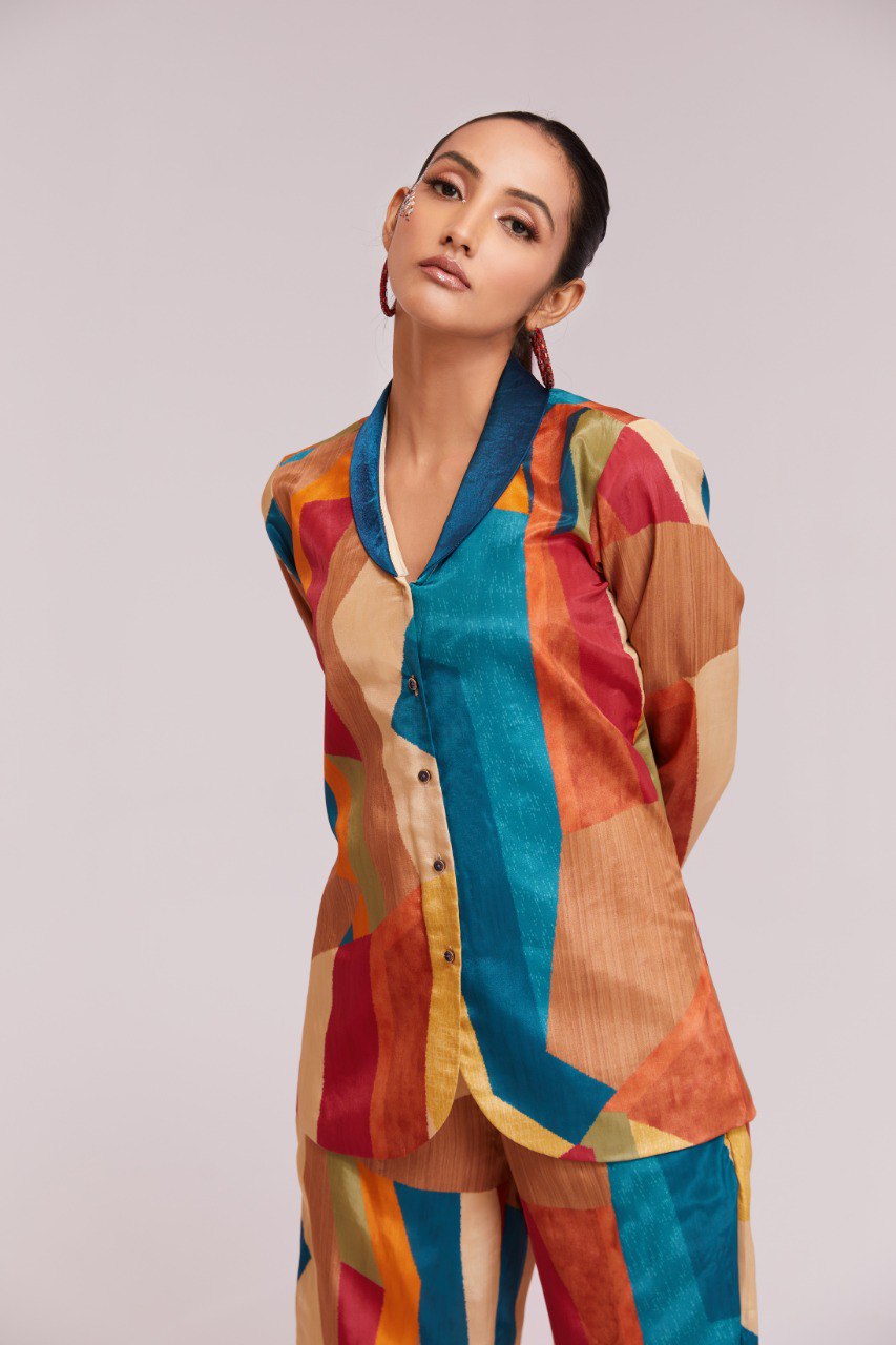 Multicolor Printed Crepe Blazer & Pant Set Ready To Wear Co-Ord ClothsVilla