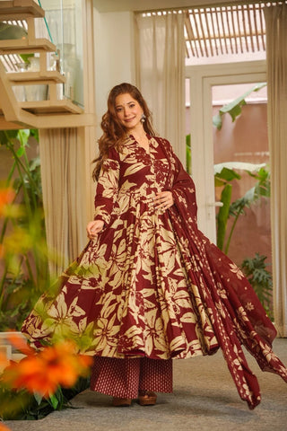 Muslin Digital Print Anarkali Kurti Pant Dupatta Collection Clothsvilla