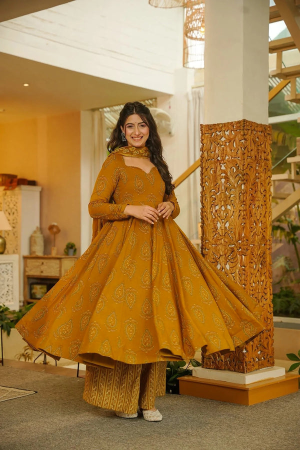 Muslin Digital Print Anarkali Kurti Pant Dupatta Collection Clothsvilla