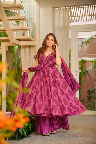 Muslin Digital Print Anarkali Kurti Pant Dupatta Collection Clothsvilla