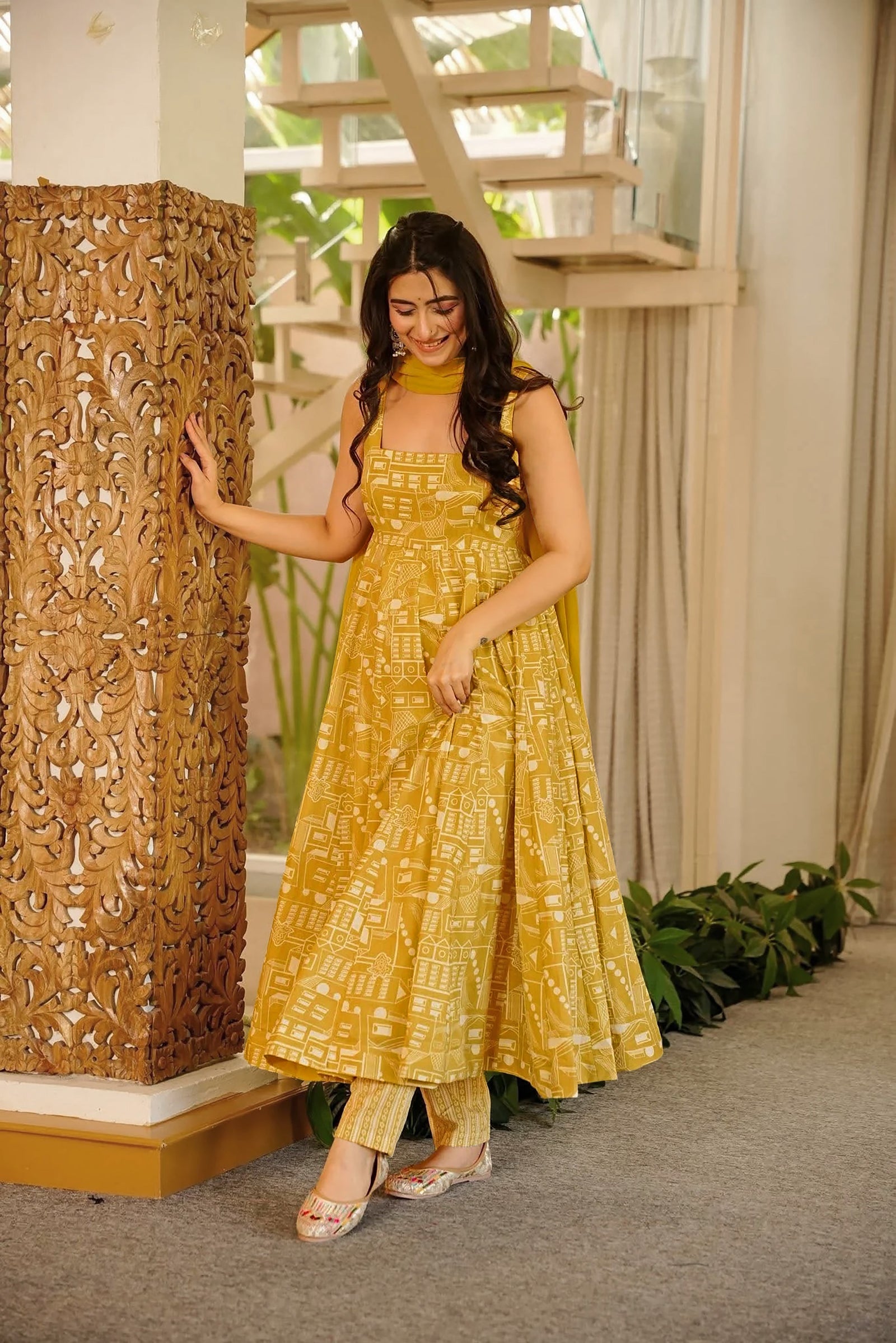 Muslin Digital Print Anarkali Kurti Pant Dupatta Set Clothsvilla