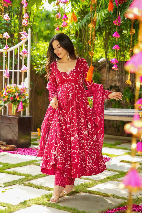 Muslin Digital Print Anarkali Kurti Pant Dupatta Set Clothsvilla