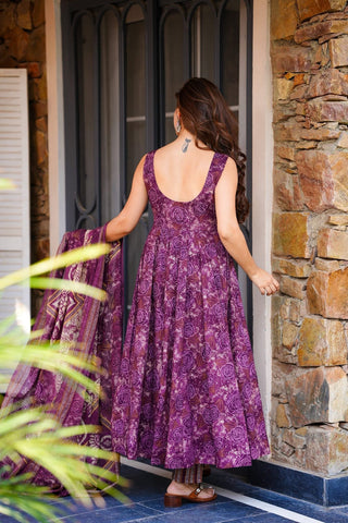 Muslin Digital Print Anarkali Kurti Pant Dupatta Set Clothsvilla