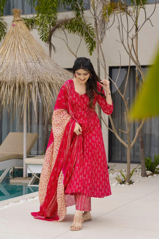 Muslin Digital Print Anarkali Kurti Pant Dupatta Set Clothsvilla
