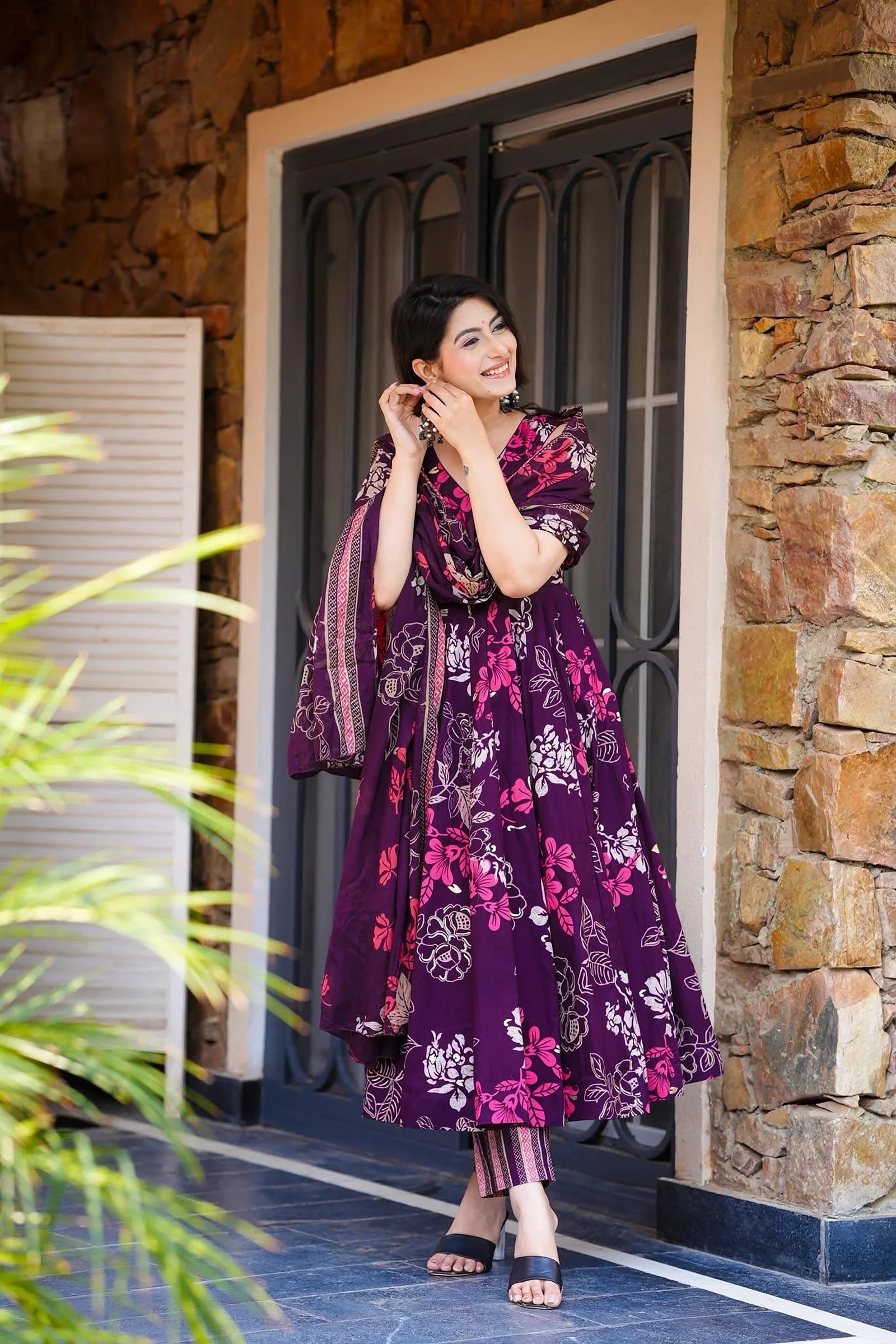 Muslin Digital Print Anarkali Kurti Pant Dupatta Set Clothsvilla