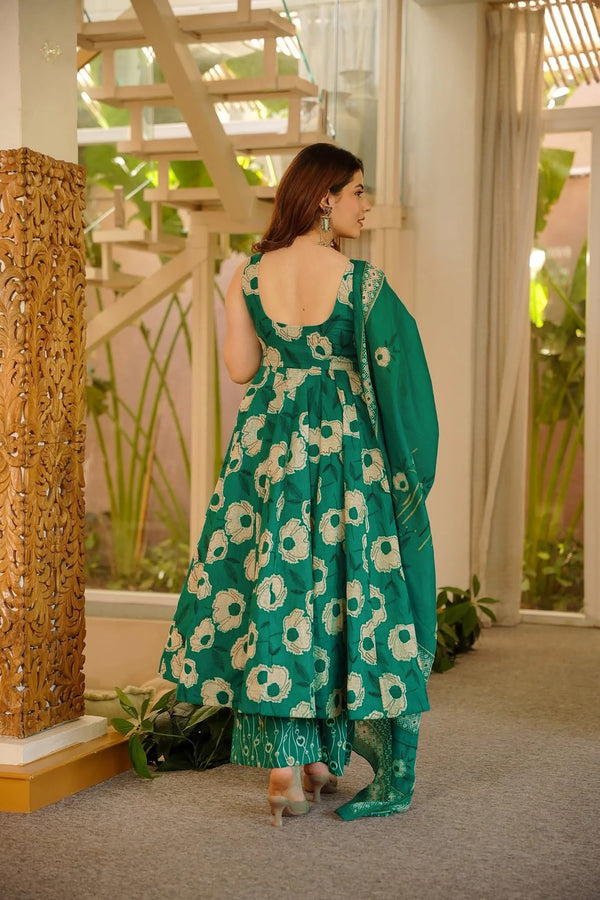 Muslin Digital Print Full Flare Kurti Pant Dupatta Set Clothsvilla