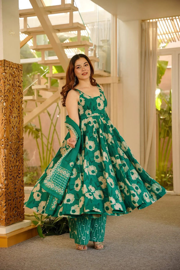 Muslin Digital Print Full Flare Kurti Pant Dupatta Set Clothsvilla