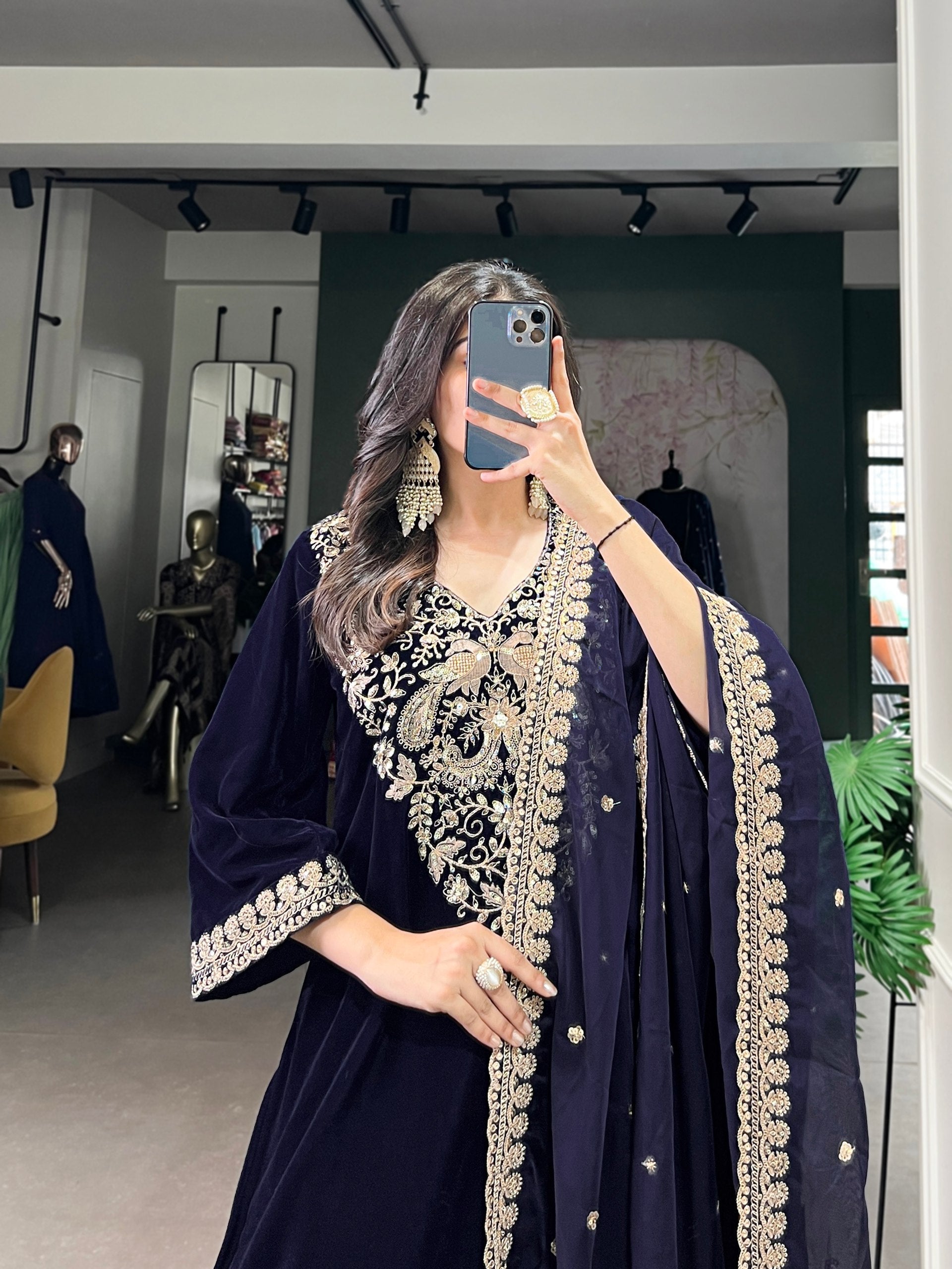 Navy Blue Luxurious Velvet Embroidered Suit Set with Organza Dupatta – Sequins & Thread Work, Stitched Ensemble Clothsvilla