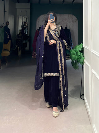 Navy Blue Luxurious Velvet Embroidered Suit Set with Organza Dupatta – Sequins & Thread Work, Stitched Ensemble Clothsvilla