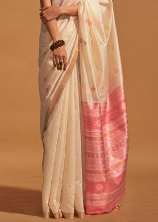 Off White Elegant Banarasi Blended Silk Saree with Intricate Timeless Design – Ideal for Grand Occasions ClothsVilla