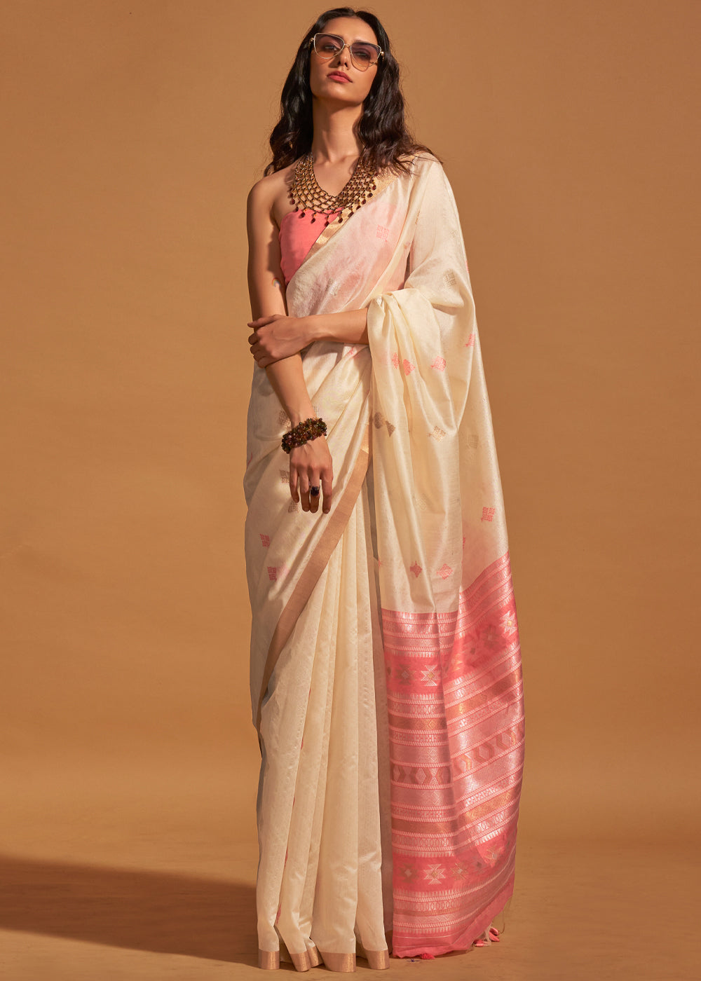 Off White Elegant Banarasi Blended Silk Saree with Intricate Timeless Design – Ideal for Grand Occasions ClothsVilla