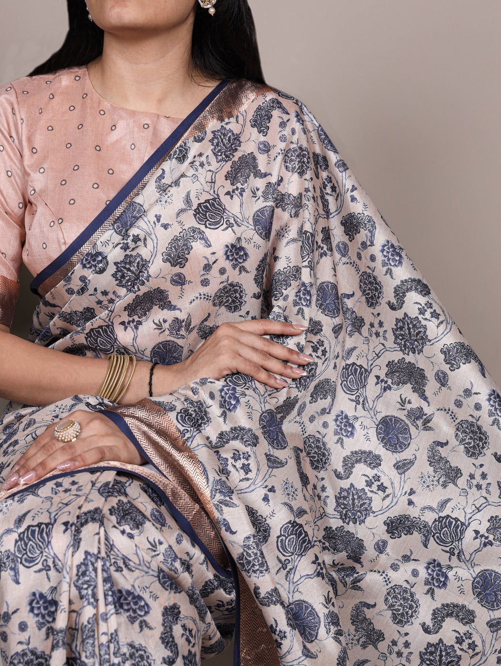 Off White Elegant Tasar Silk Printed Saree with Viscose Border & Matching Unstitched Blouse – Premium Traditional Party & Festive Wear ClothsVilla