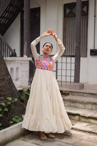 Off-White Kora Cotton Gamthi Embroidered Gown – 12 Meter Flair ClothsVilla