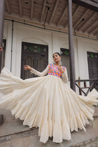 Off-White Kora Cotton Gamthi Embroidered Gown – 12 Meter Flair ClothsVilla