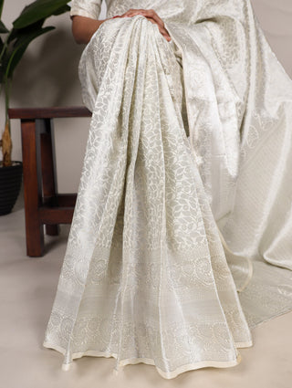 Off White Timeless Kanjivaram Saree with Exquisite Zari Weaving ClothsVilla