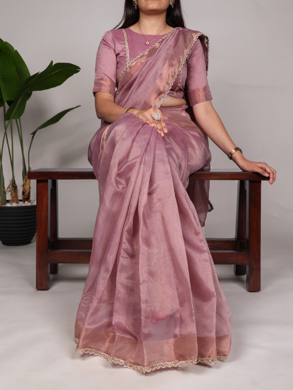 Onion Mannat Silk Saree with Zari Weaving & Lace Border ClothsVilla
