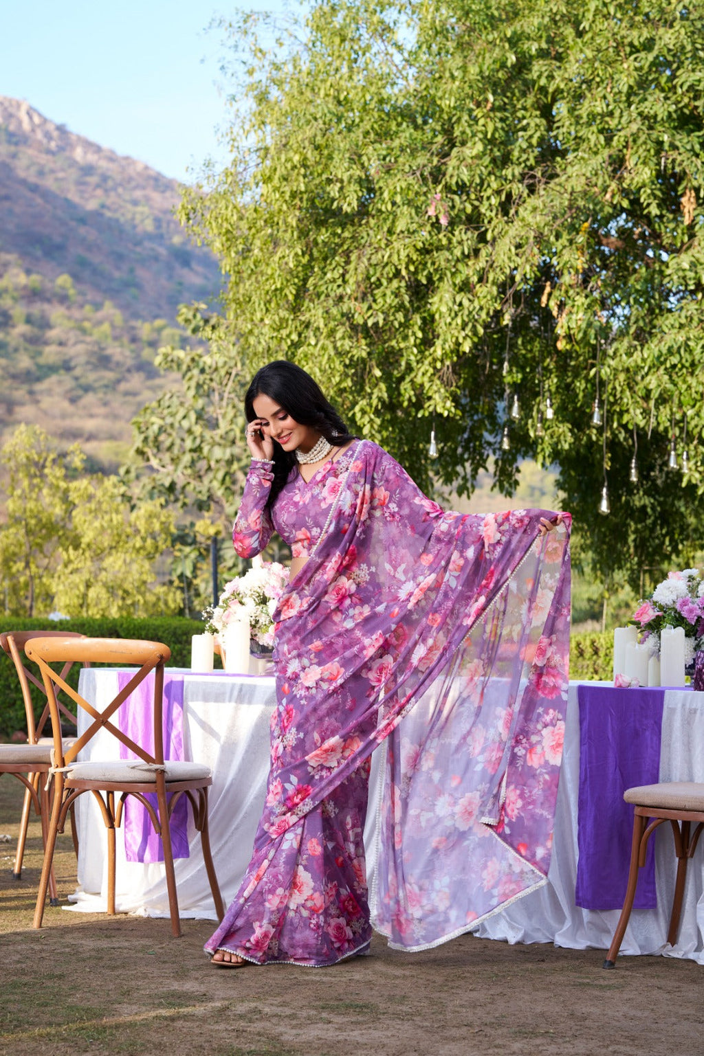 Onion Refined Beauty Weightless Marble Printed Saree with Pearl Lace Border Clothsvilla