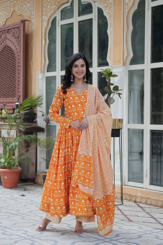 Orange Pure Elegance – Cotton 3-Piece Set ClothsVilla