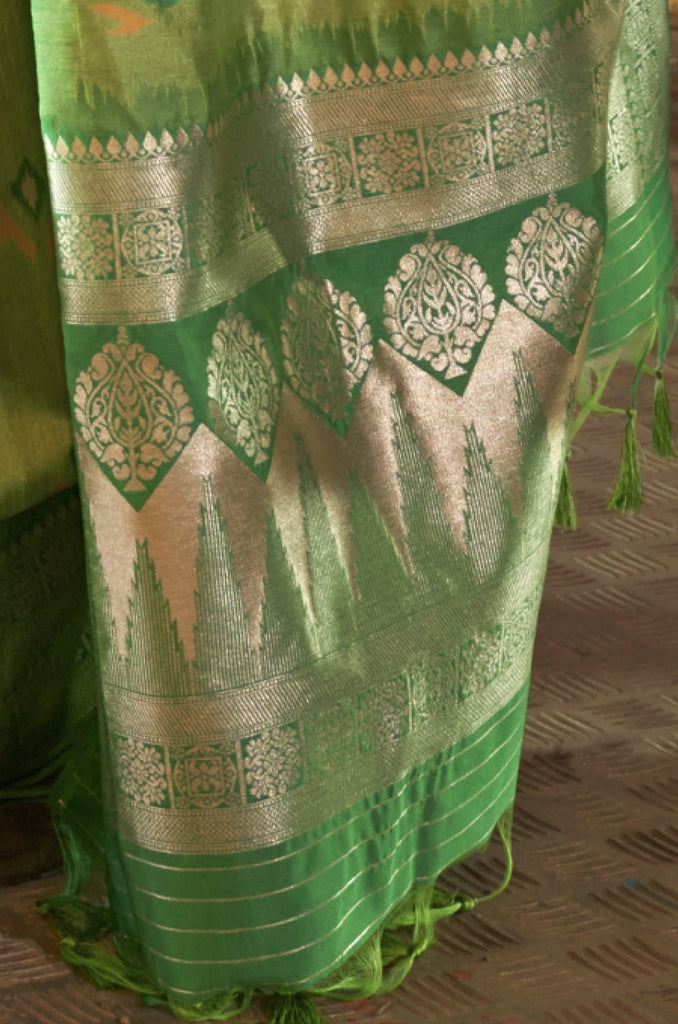 Parrot Elegant Handloom Banarasi Silk Blend Saree with Woven Work & Blouse Piece ClothsVilla