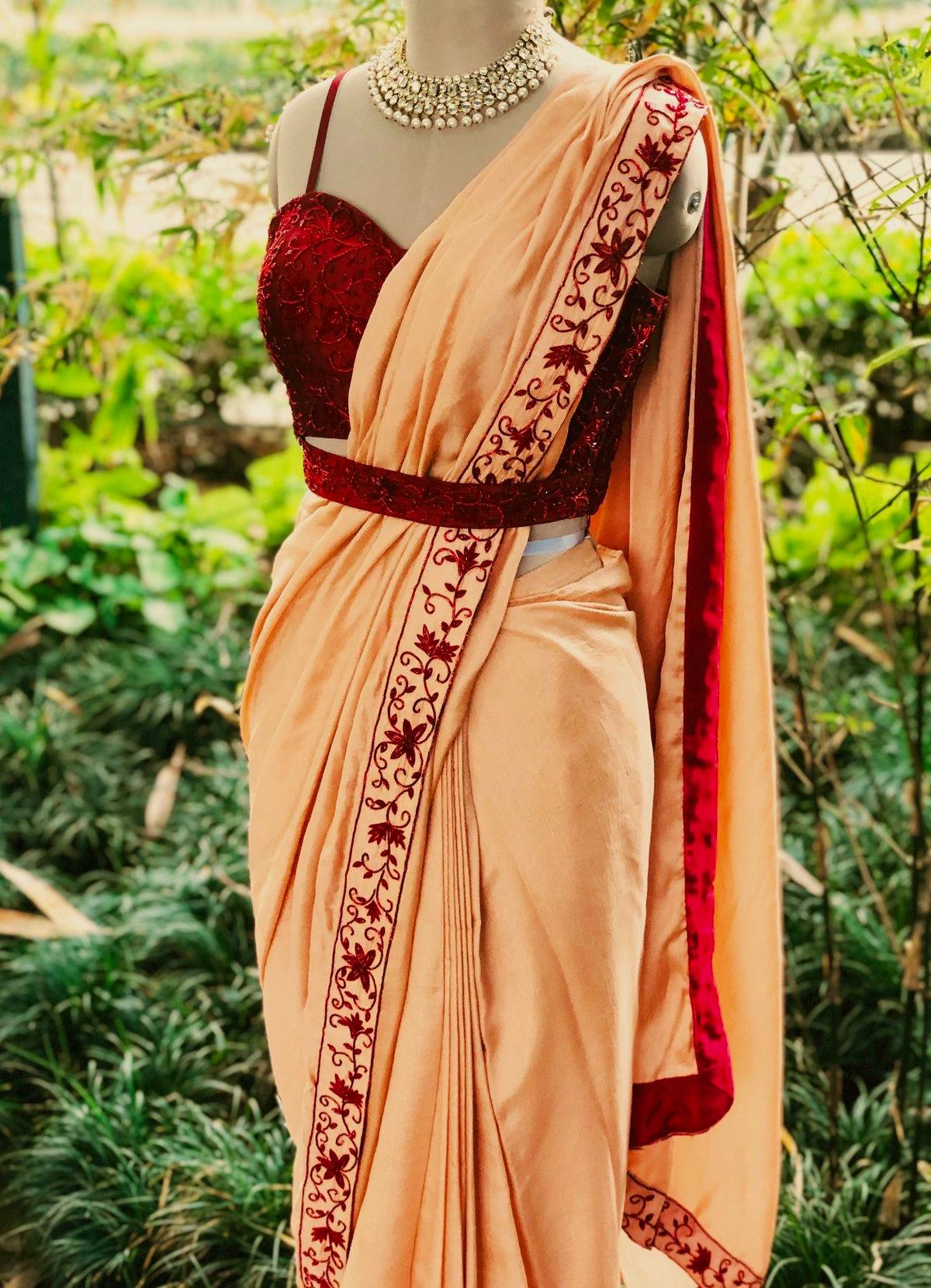 Peach Dolla Silk Saree with Thread & Stone Border and Banglori Satin Blouse Secondary image