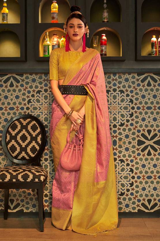Peach Traditional Woven Kanjivaram Silk Blend Saree – Elegant & Versatile for All Occasions Secondary image