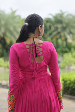 Load image into Gallery viewer, Designer Printed Magenta Kurti ClothsVilla