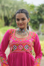 Load image into Gallery viewer, Designer Printed Magenta Kurti ClothsVilla