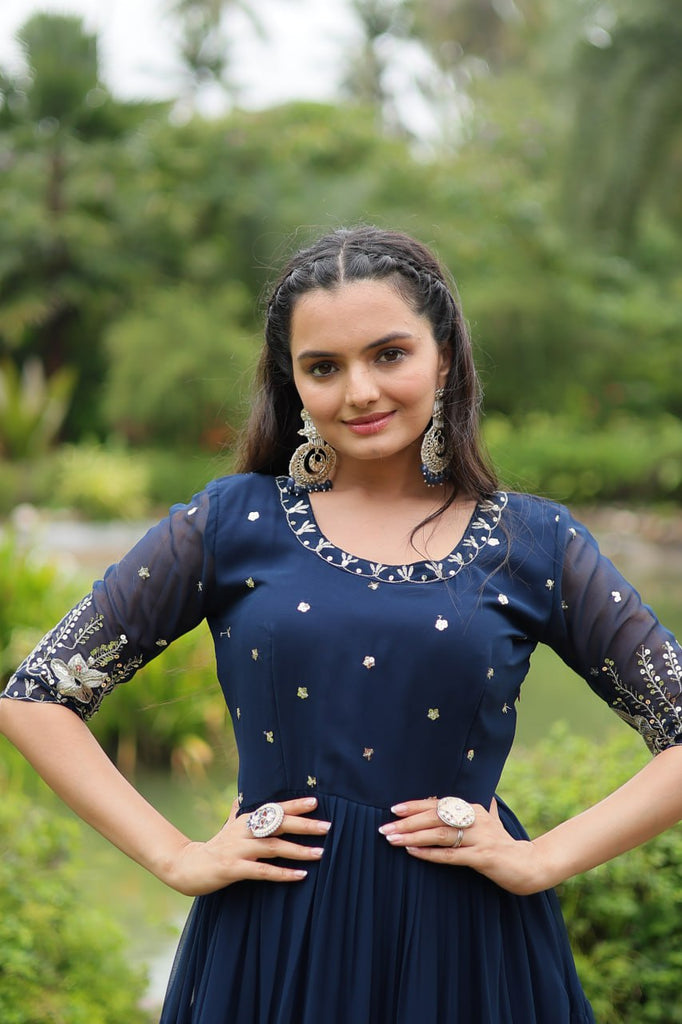 Navy Blue Luxury Designer Gown with Zari and Sequins Embroidery L Navy Blue Luxury Designer Gown with Zari and Sequins Embroidery L