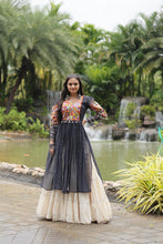 Load image into Gallery viewer, Elegant Lehenga and Kurti Combo for Adults &amp; Kids - Full-Stitched Set ClothsVilla