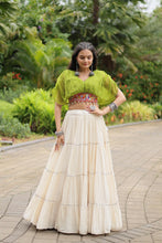 Load image into Gallery viewer, Green Elegant Lehenga with Leheriya Print Blouse ClothsVilla